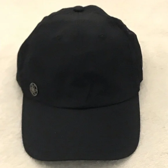 GATAM  Adjustable Black Cap - Picture 11 of 11